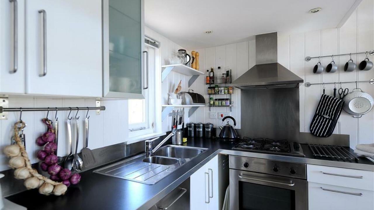 Little West Hill Studio Лайм Риджис Екстериор снимка