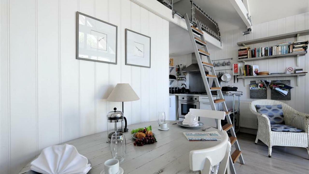 Little West Hill Studio Лайм Риджис Екстериор снимка