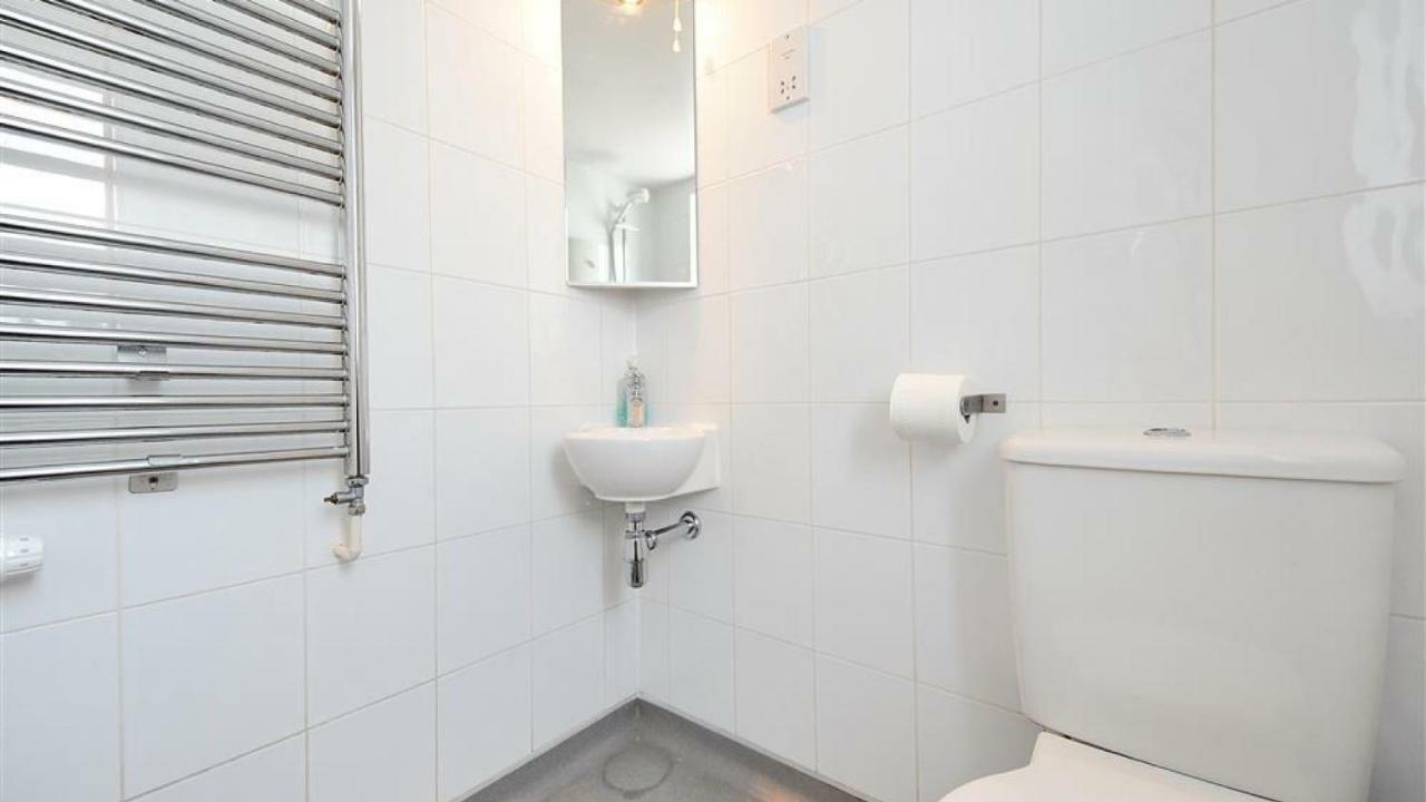 Little West Hill Studio Лайм Риджис Екстериор снимка